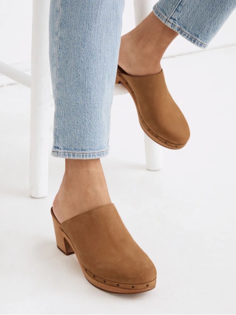 Madewell Ayanna Clog - Women's Tan Suede Mule Heels/Clogs